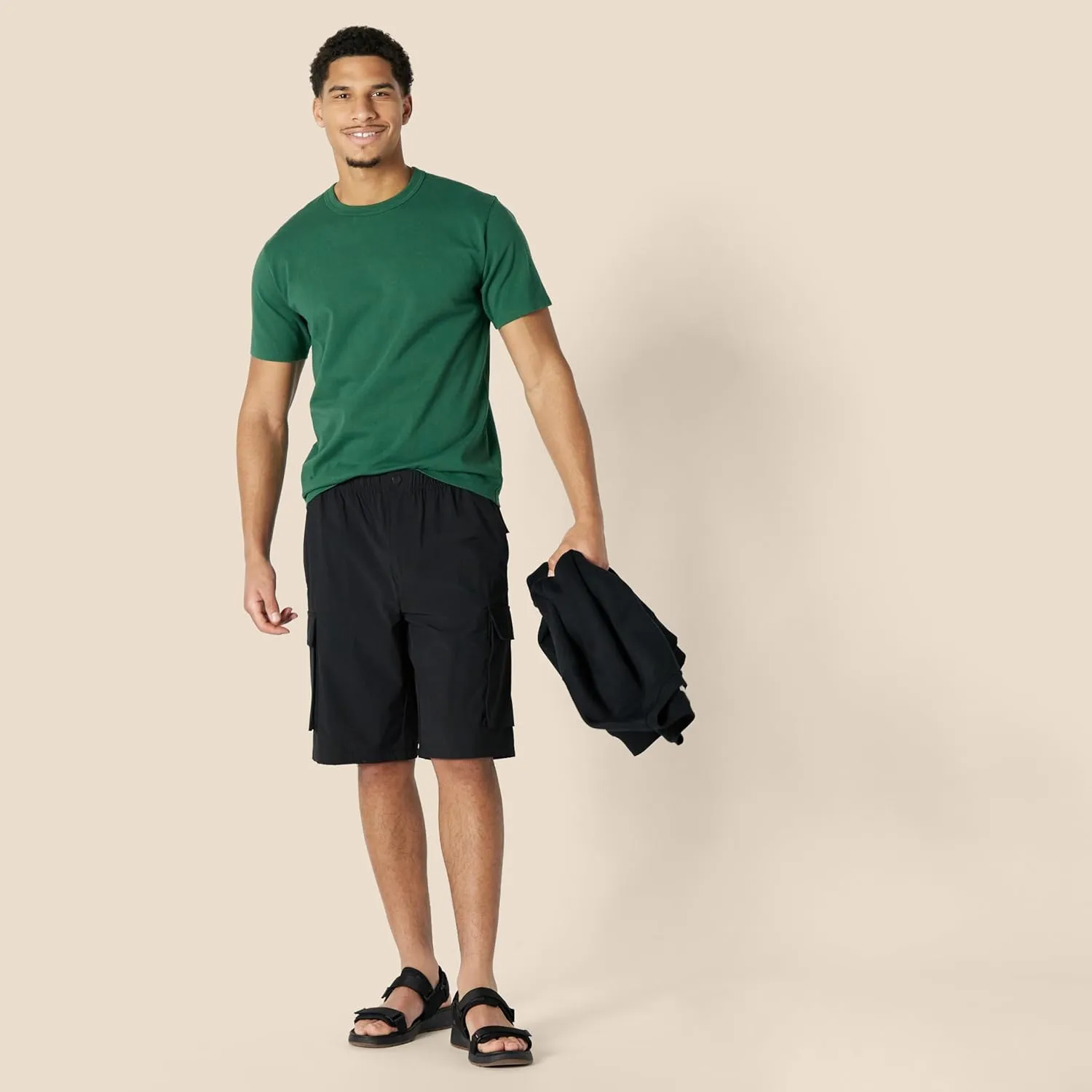 Amazon Essentials Men's Loose-Fit 11" Long Cargo Short