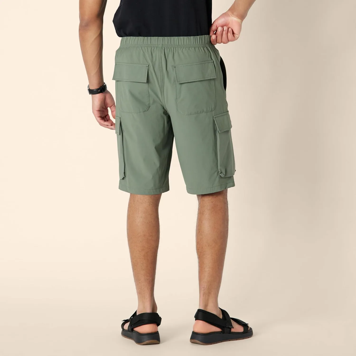 Amazon Essentials Men's Loose-Fit 11" Long Cargo Short