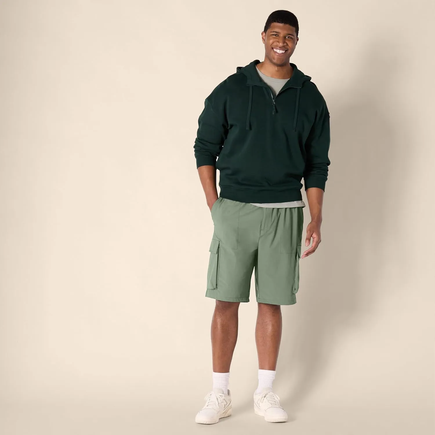 Amazon Essentials Men's Loose-Fit 11" Long Cargo Short