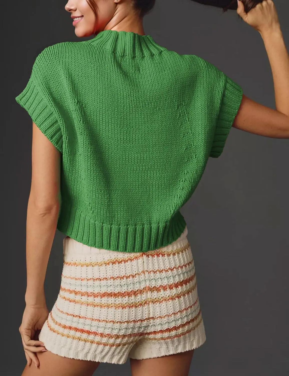 Cap Sleeve Sweater Tank Tops for Women Mock Neck Sweater Vest Cute Heart Knit Cropped Pullover Top