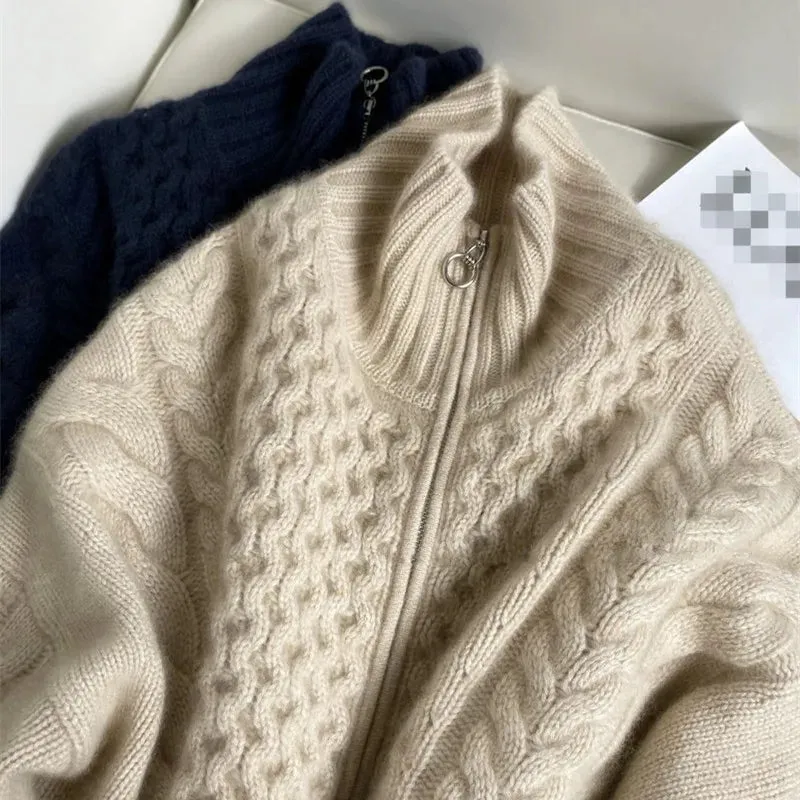 Gabriella - Cozy gebreid zippered cable sweater in wool blend