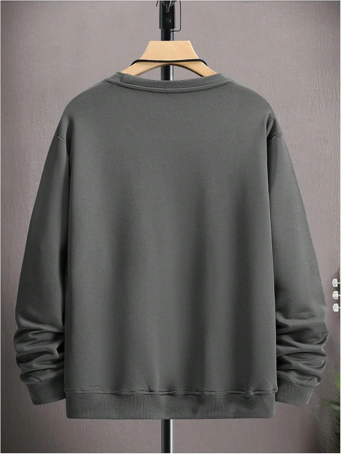 GORGLITTER Men's Floral Graphic Sweatshirt Crewneck Long Sleeve Oversized Casual Pullover Top