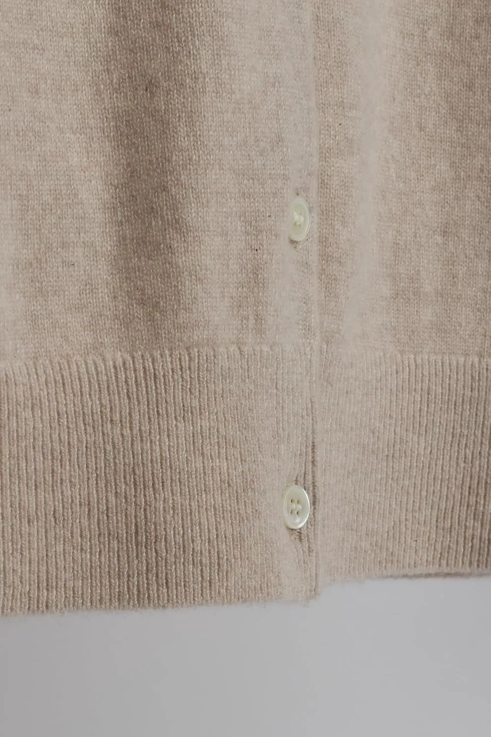 JENNIE LIU Women's 100% Cashmere Button Front Long Sleeve Crewneck Cardigan Sweater