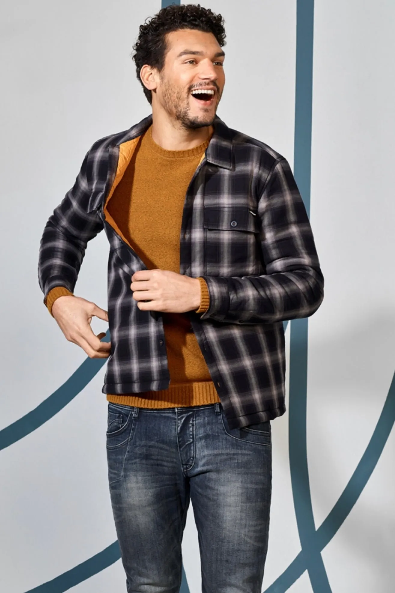 No Excess Button Check Jacket - Black