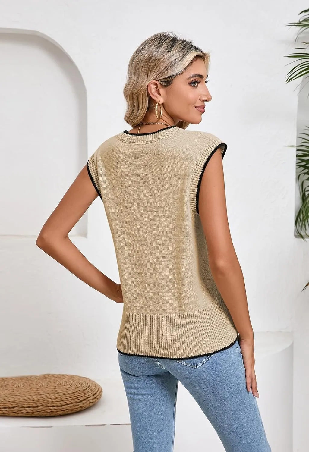 Pink Queen Women's Sweater Vest 2025 Sleeveless Tank Tops Casual Crewneck Button Down Fashion Knitted Vest Cardigans