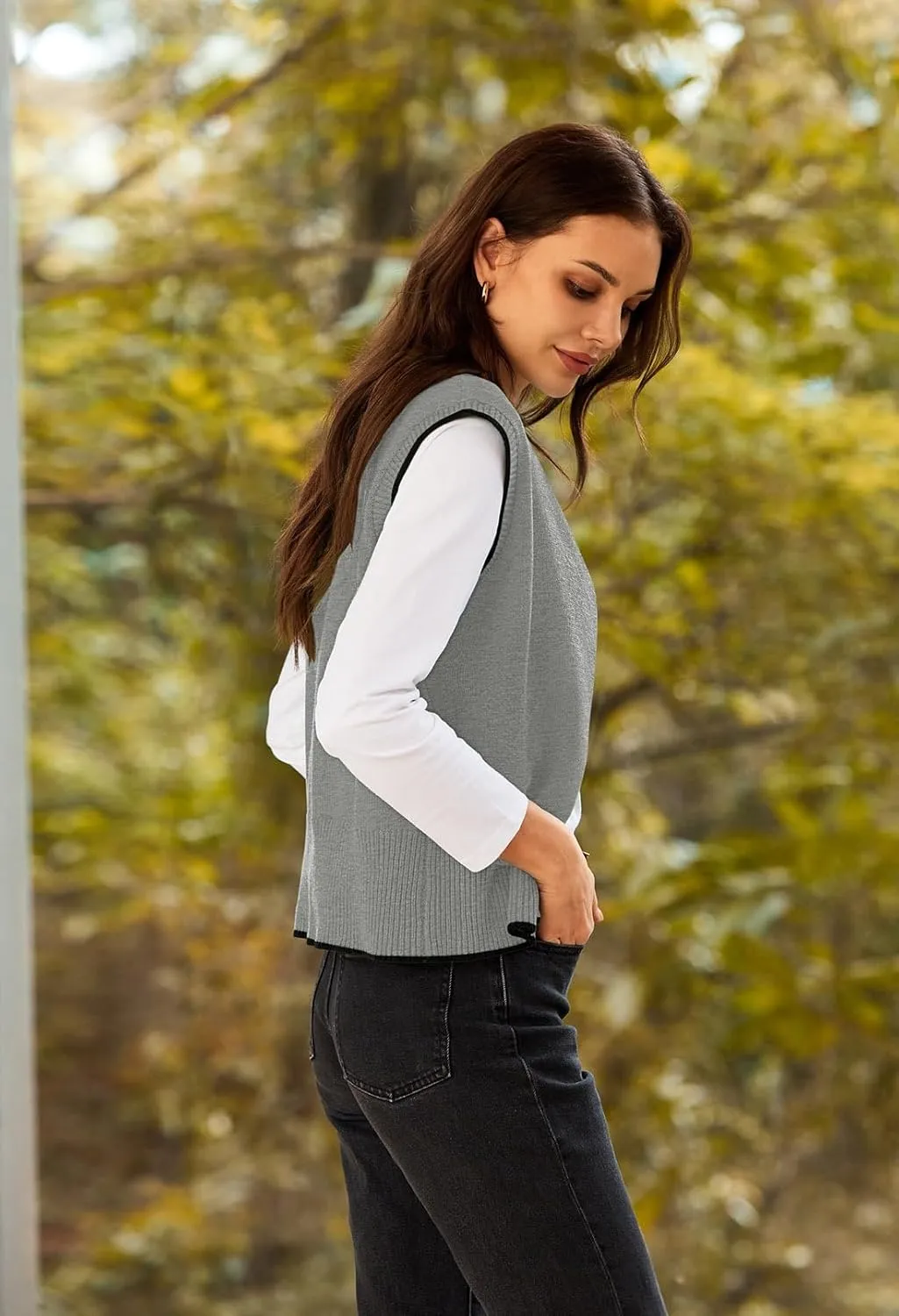 Pink Queen Women's Sweater Vest 2025 Sleeveless Tank Tops Casual Crewneck Button Down Fashion Knitted Vest Cardigans