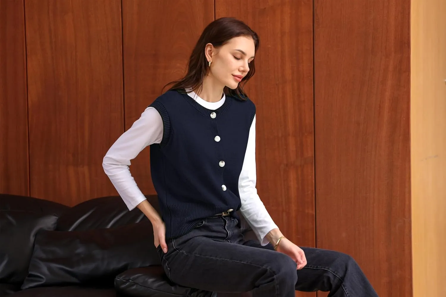 Pink Queen Women's Sweater Vest 2025 Sleeveless Tank Tops Casual Crewneck Button Down Fashion Knitted Vest Cardigans
