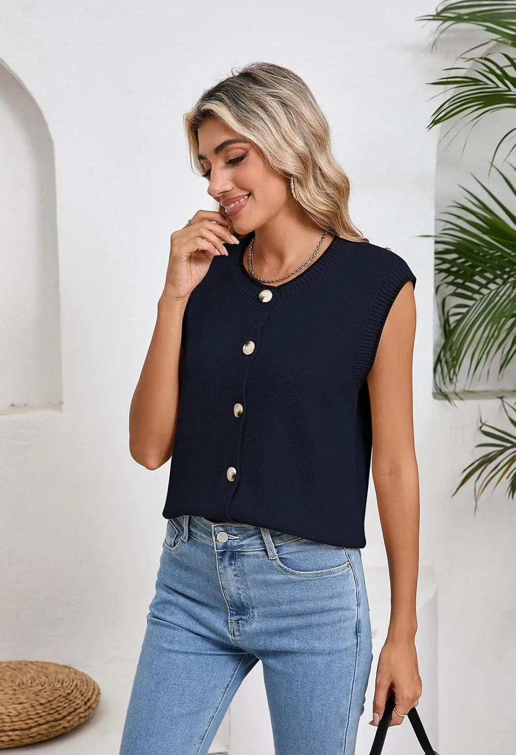 Pink Queen Women's Sweater Vest 2025 Sleeveless Tank Tops Casual Crewneck Button Down Fashion Knitted Vest Cardigans
