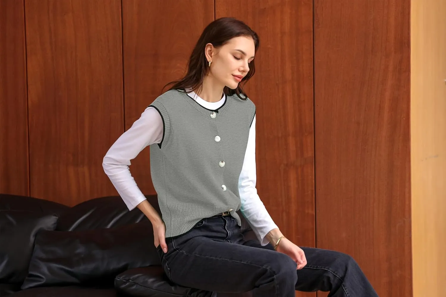 Pink Queen Women's Sweater Vest 2025 Sleeveless Tank Tops Casual Crewneck Button Down Fashion Knitted Vest Cardigans