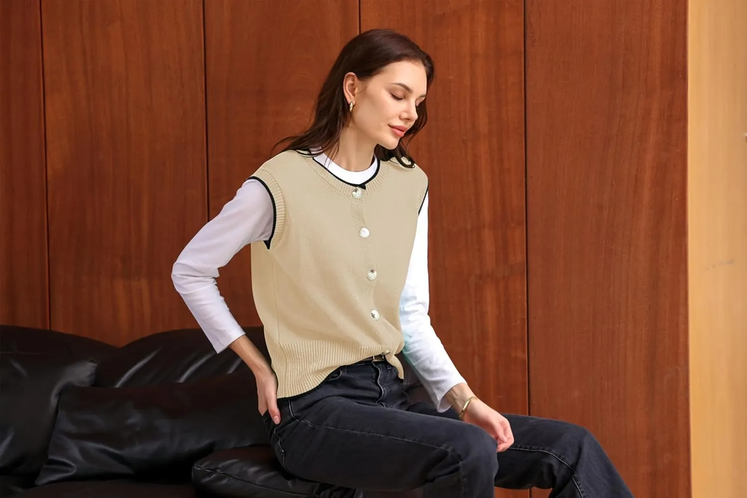 Pink Queen Women's Sweater Vest 2025 Sleeveless Tank Tops Casual Crewneck Button Down Fashion Knitted Vest Cardigans