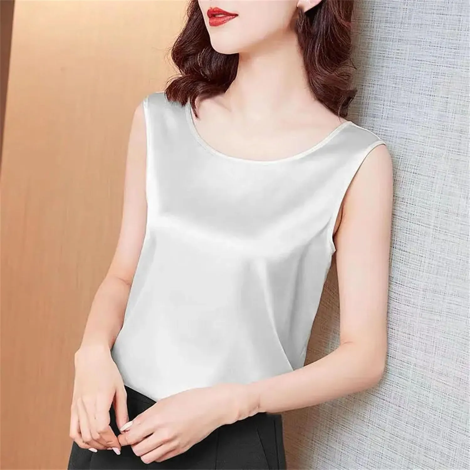 Women's Camisoles Satin Sleeveless Top Scoop Neck Camisole Casual Cami Shirt