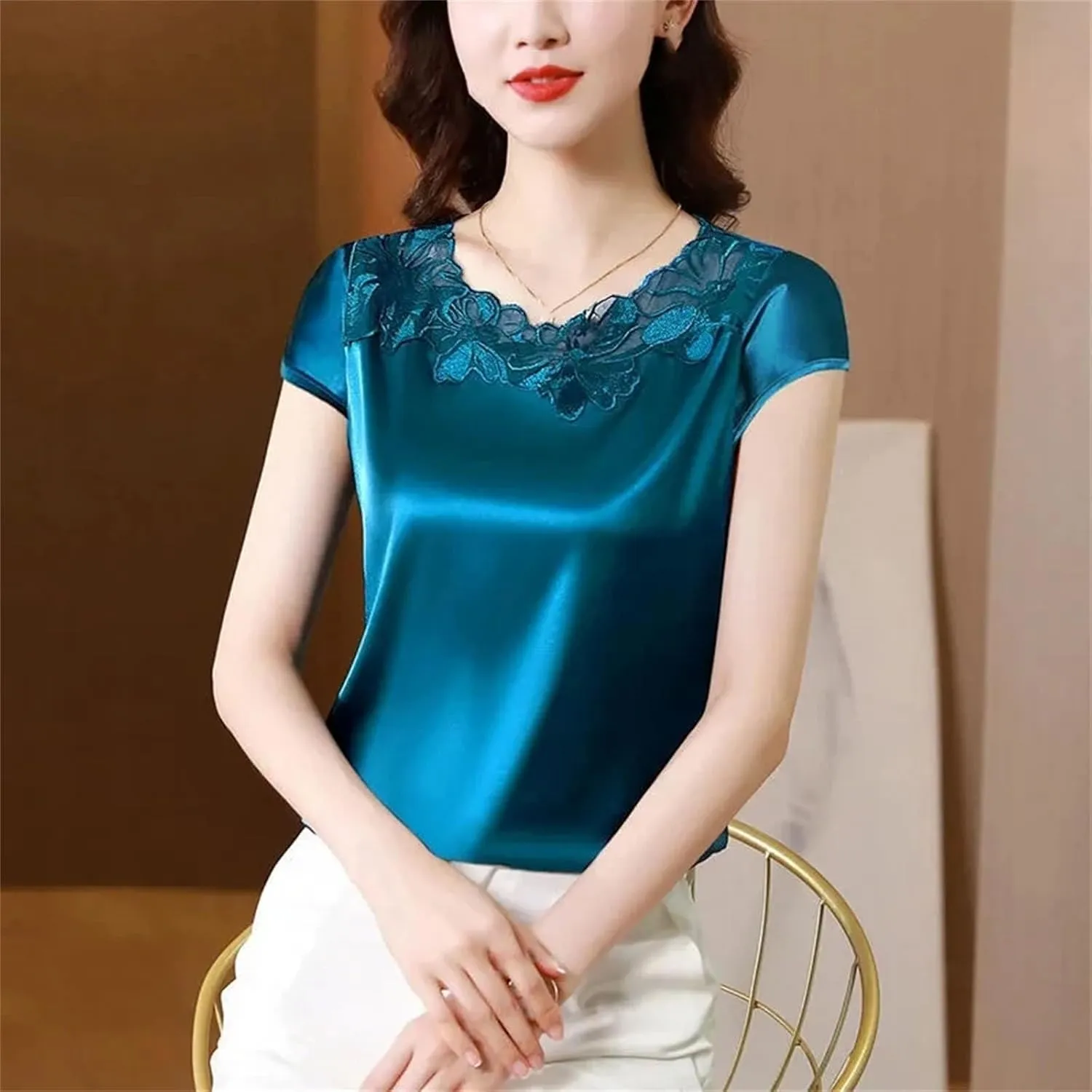 Women's Camisoles Satin Sleeveless Top Scoop Neck Camisole Casual Cami Shirt