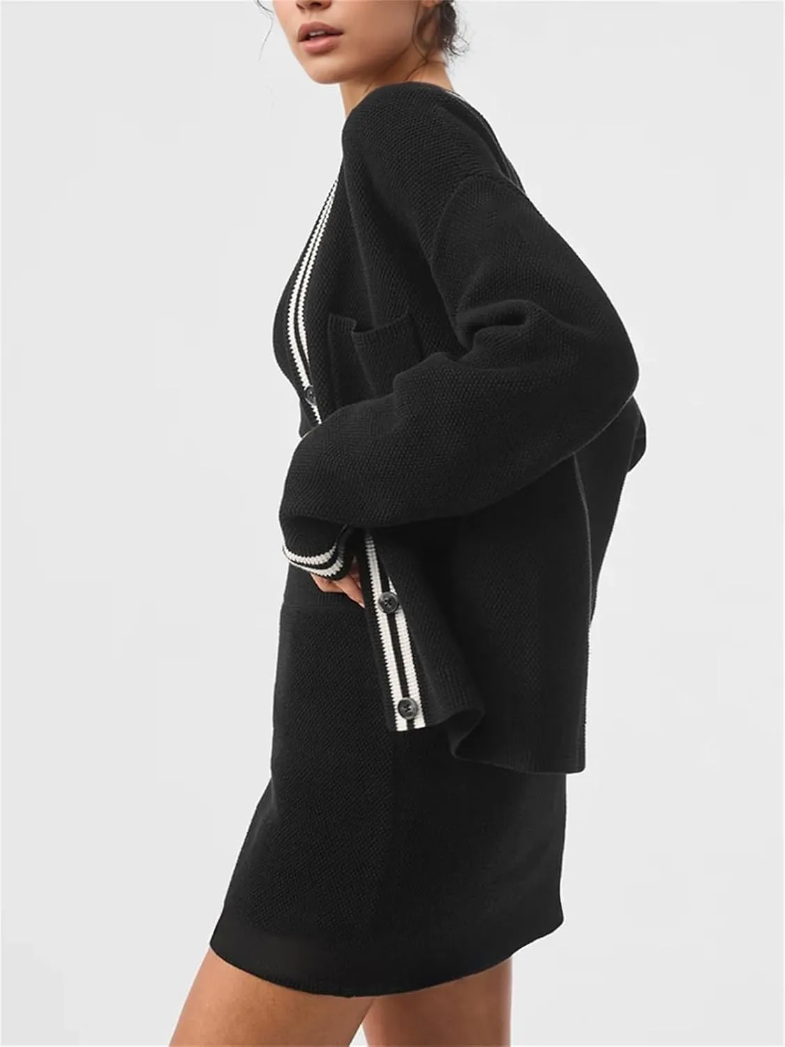 Women's Cardigan Sweaters Oversized Color Blocked V Neck Button Down Open Front Knit Long Sleeve Lightweight Jackets