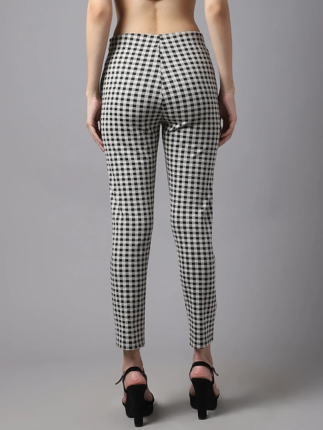 Women's  Flat Front Black Ivory Checks High rise Jeggings