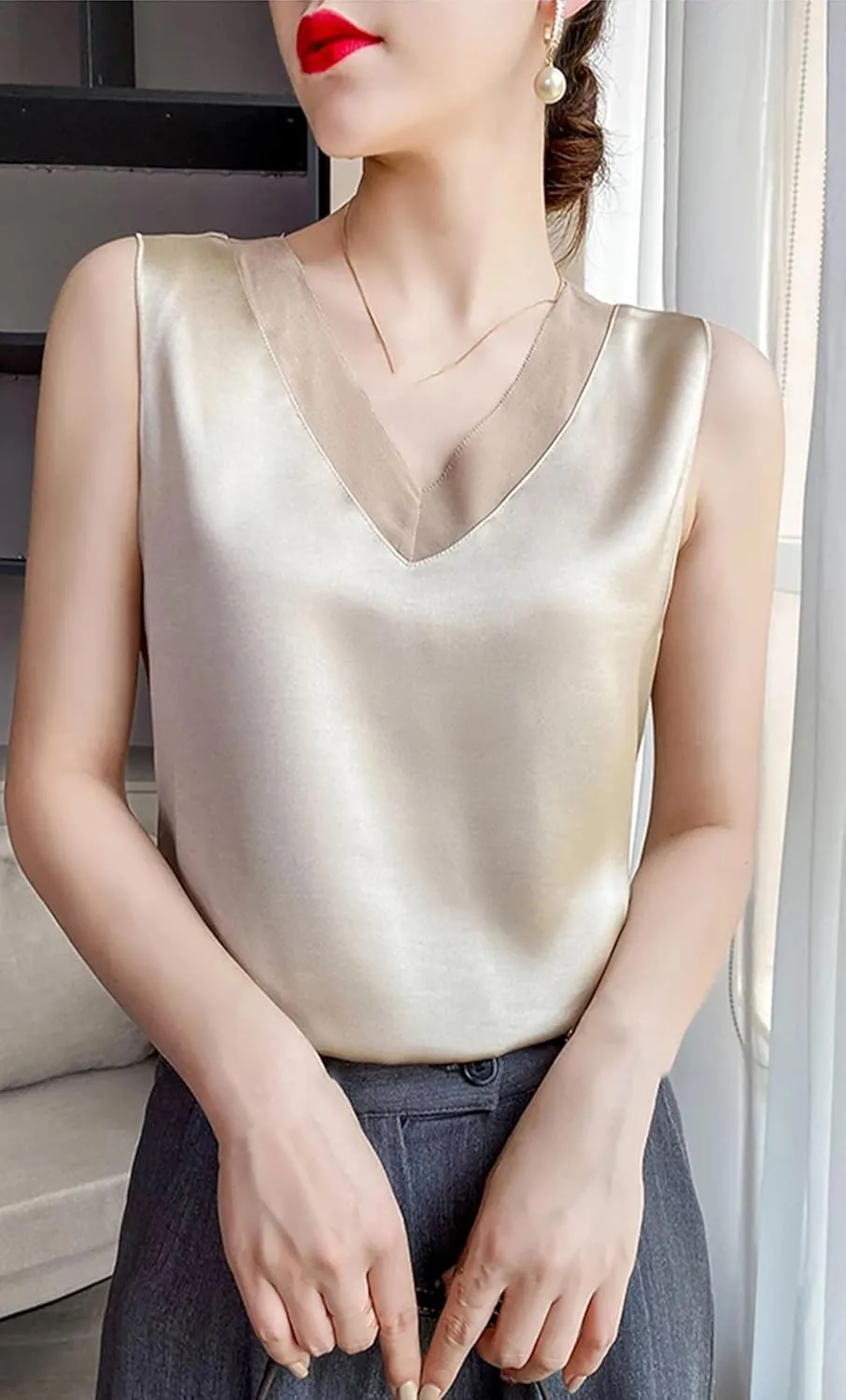 Women's Lightweight Satin Tank Top & Camisole Summer V-Neck Sleeveless Vest Loose Fit Casual Blouse to Wear Under Blazers