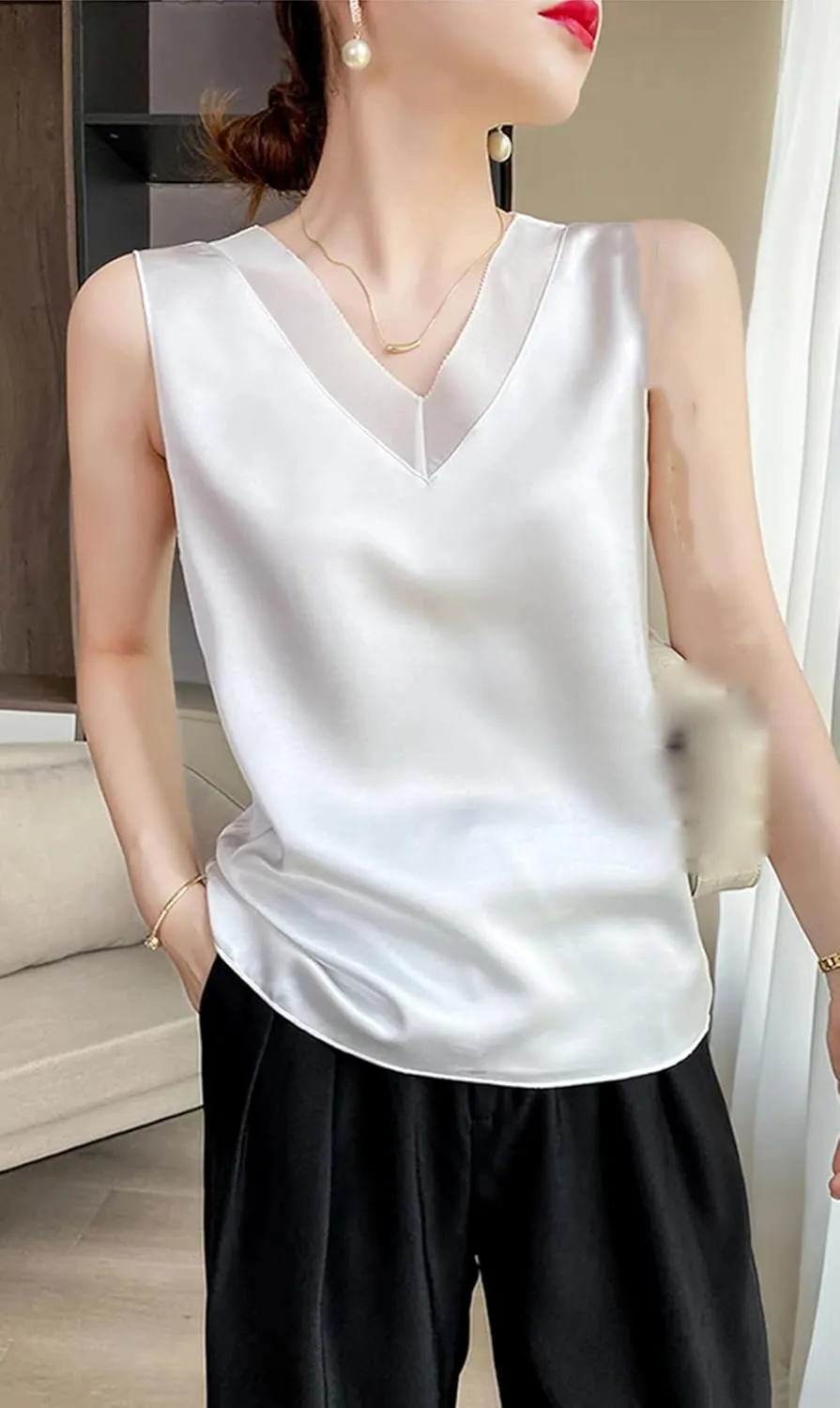 Women's Lightweight Satin Tank Top & Camisole Summer V-Neck Sleeveless Vest Loose Fit Casual Blouse to Wear Under Blazers
