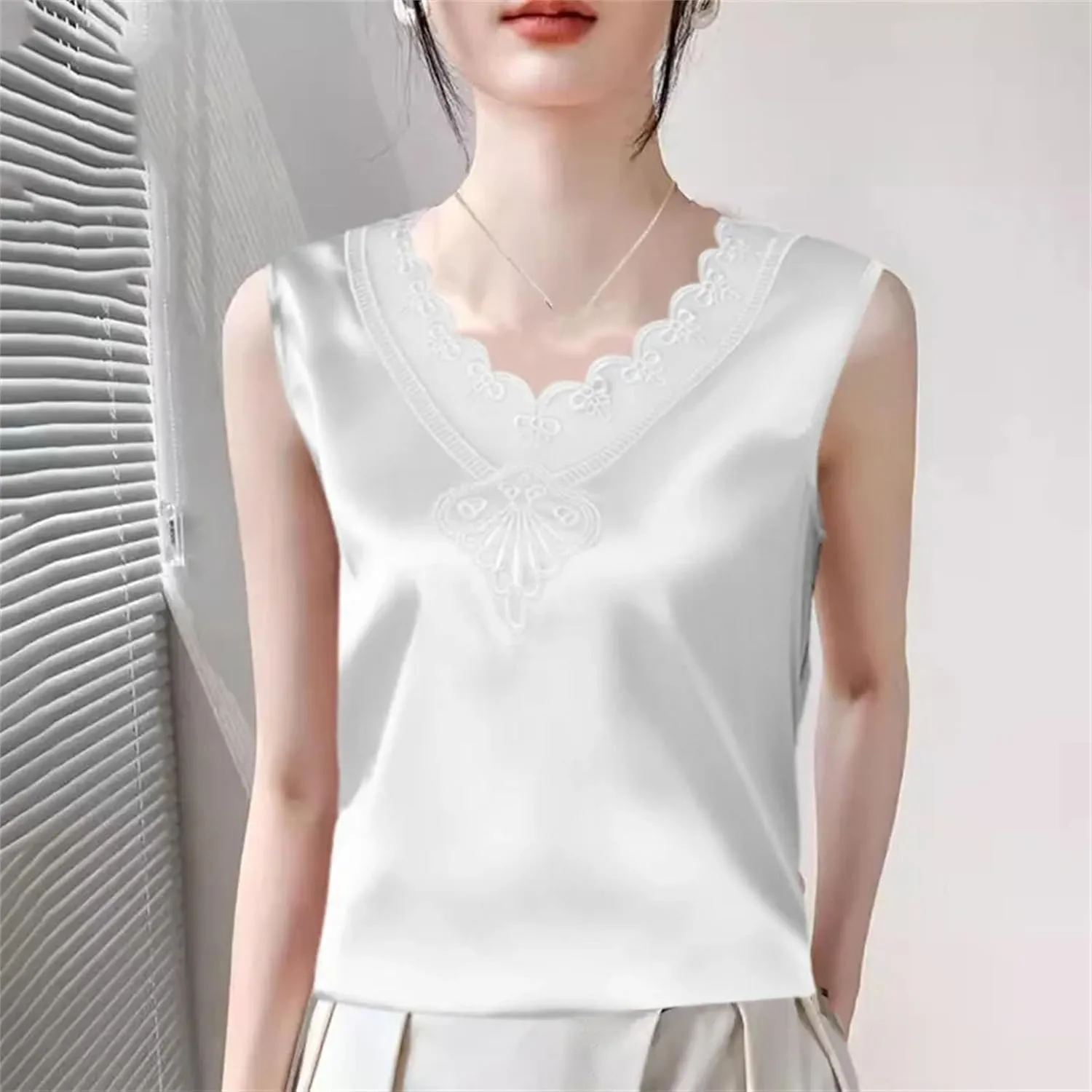 Women's Ruffled Lace Trim Satin Tank Top & Camisole Summer Breathable Sleeveless Vest V-Neck Loose Fit Casual Lounge Wear