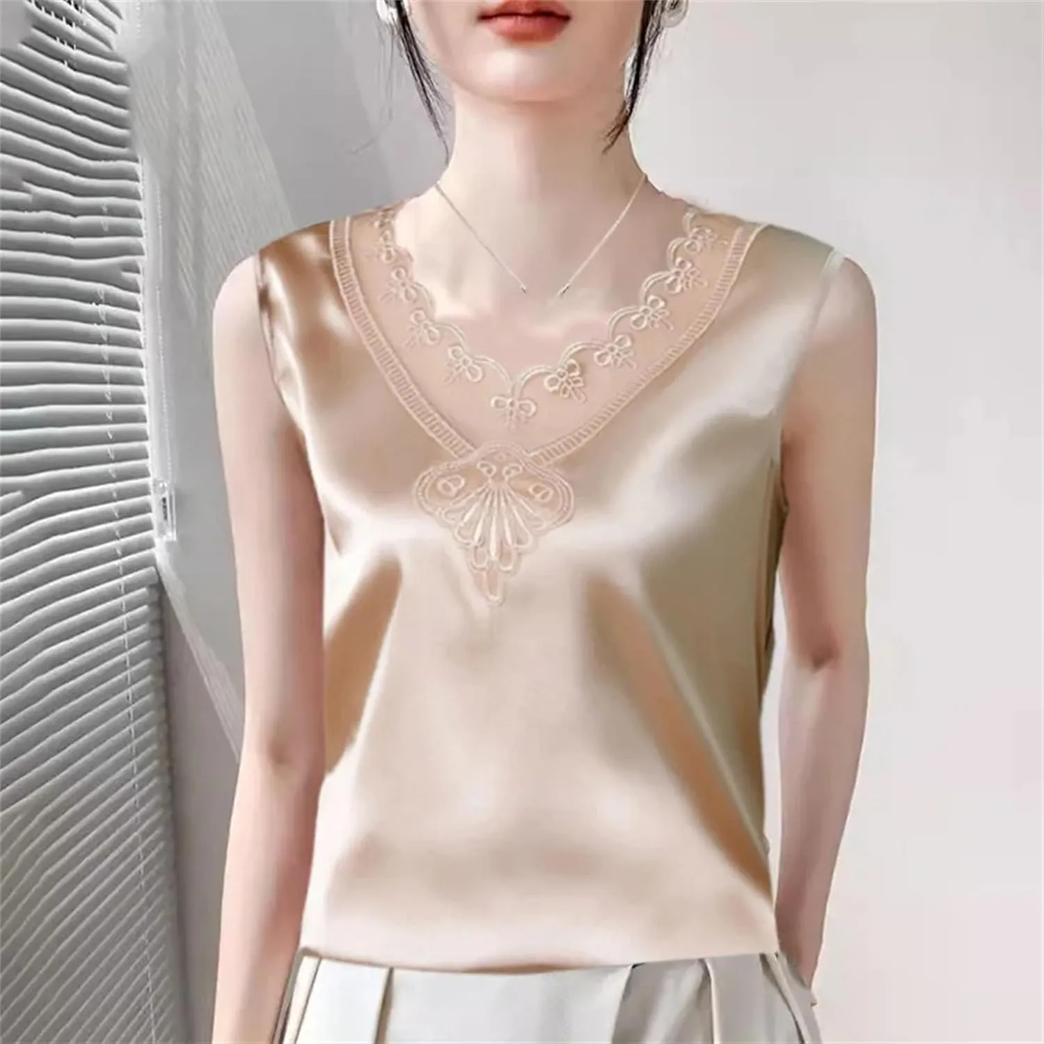 Women's Ruffled Lace Trim Satin Tank Top & Camisole Summer Breathable Sleeveless Vest V-Neck Loose Fit Casual Lounge Wear